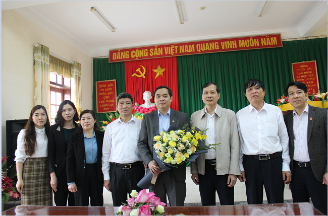 Đồng chí Nguyễn Đại Thành nhận nhiệm vụ tại Sở Khoa học và Công nghệ